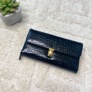 •Etienne Aigner• croc embossed continental wallet